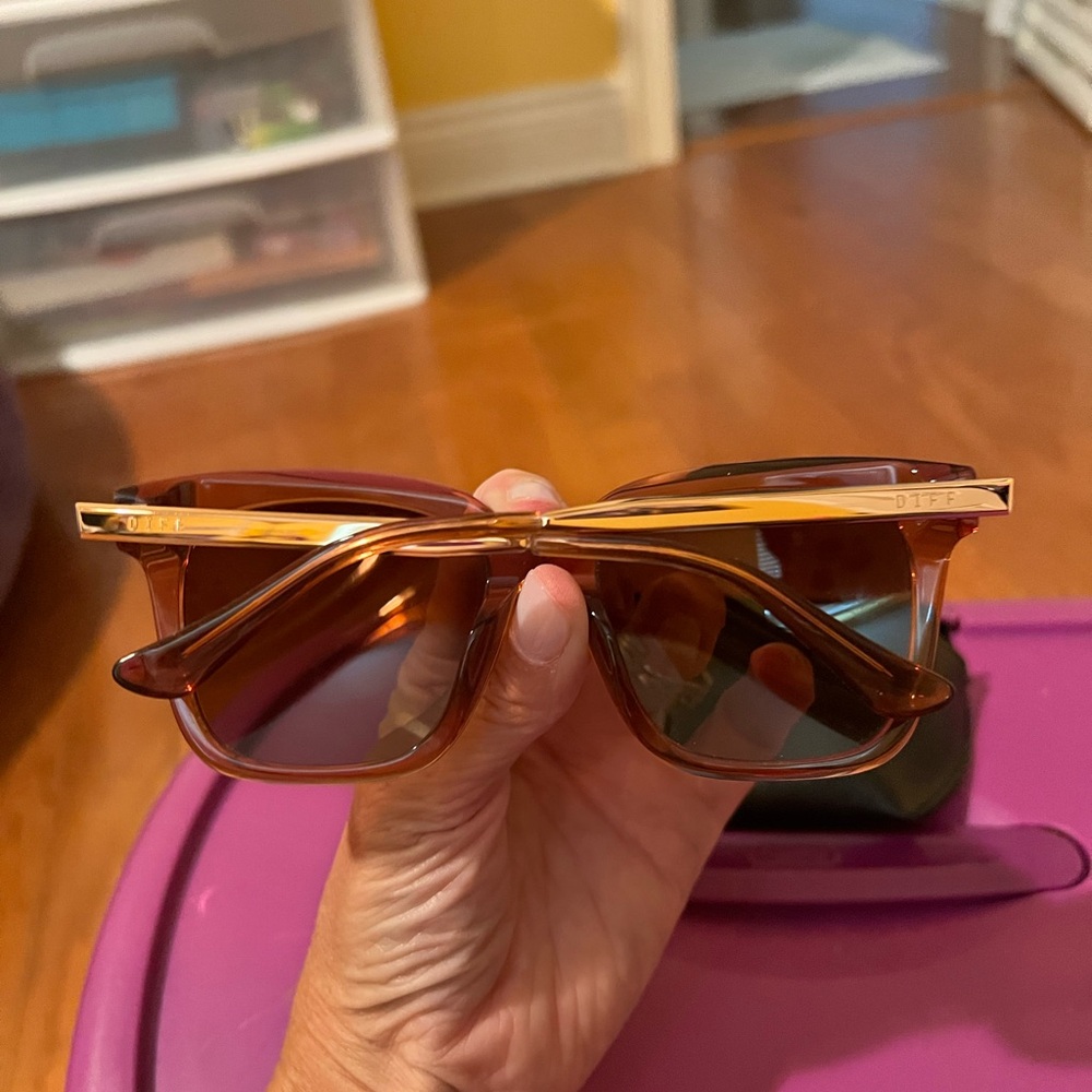 Diff Sunglasses - Picture 4 of 4